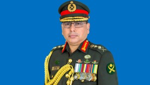 দেশে ফিরলেন সেনাবাহিনী প্রধান