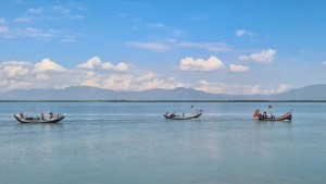 সেন্টমার্টিন উপকূল থেকে ফের ৩০ জেলেকে অপহরণ
