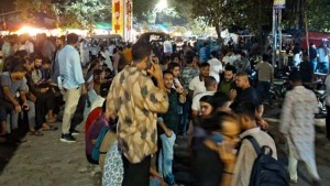 ডাকসু নির্বাচনের উত্তেজনা কমাতে বিএনপি-জামায়াতের সঙ্গে সরকারের যোগাযোগ