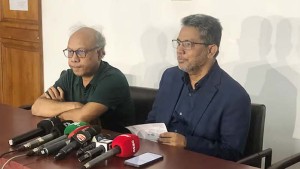 ঢাবিতে ছাত্রীকে গণধর্ষণের হুমকি তদন্তে দুই কমিটি