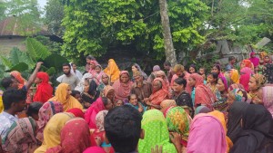 দৌলতপুরে বজ্রপাতে দুইজনের মৃত্যু