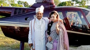 পরকীয়া করে পালিয়েছে স্ত্রী, হেলিকপ্টারে নতুন বউ আনলেন স্বামী