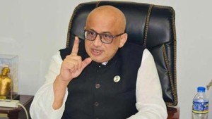 সাবেক তথ্য প্রতিমন্ত্রী মুরাদের নামে গ্রেপ্তারি পরোয়ানা