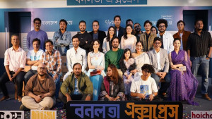 ২১তম দিনেও রেকর্ড গড়ছে বনলতা এক্সপ্রেস, মাল্টিপ্লেক্সে আসন সংকট