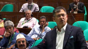 "পাচার রোধে জ্বালানি তেলের সামান্য মূল্য বাড়িয়েছে সরকার"