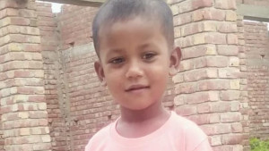 চুয়াডাঙ্গার দর্শনায় আবর্জনার গর্তে পড়ে শিশু নিহত