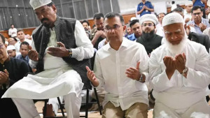 স্পিকারের সহধর্মিণীর জন্য দোয়া মাহফিলে প্রধানমন্ত্রী