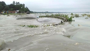 অতিবৃষ্টিতে উত্তর-পূর্বাঞ্চলে আকস্মিক বন্যার সম্ভাবনা