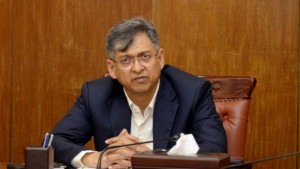 চাকরি ফিরে পাচ্ছেন ৬৫০ এসআই : স্বরাষ্ট্রমন্ত্রী