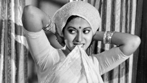 সিনেমার সুদিন ফেরাতে ববিতার আহ্বান, নজর চান বিজয়ী দলের