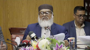 দ্বিতীয়বারের মতো সরকারি ব্যয়ে হজে কেউ যাচ্ছেন না: ধর্ম উপদেষ্টা