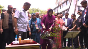 ঢামেকের ৮১তম প্রতিষ্ঠাবার্ষিকীতে প্রধানমন্ত্রীর অংশগ্রহণ, বৃক্ষরোপণ কর্মসূচির উদ্বোধন