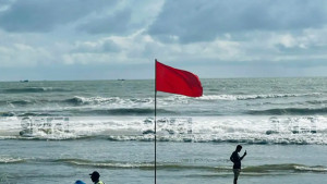 বঙ্গোপসাগরে লঘুচাপ, চার সমুদ্রবন্দরে ৩ নম্বর সতর্ক সংকেত
