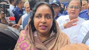 ‘নির্দোষ হয়েও আমি অপরাধী’—আদালতে হাজিরা শেষে আইভীর মন্তব্য