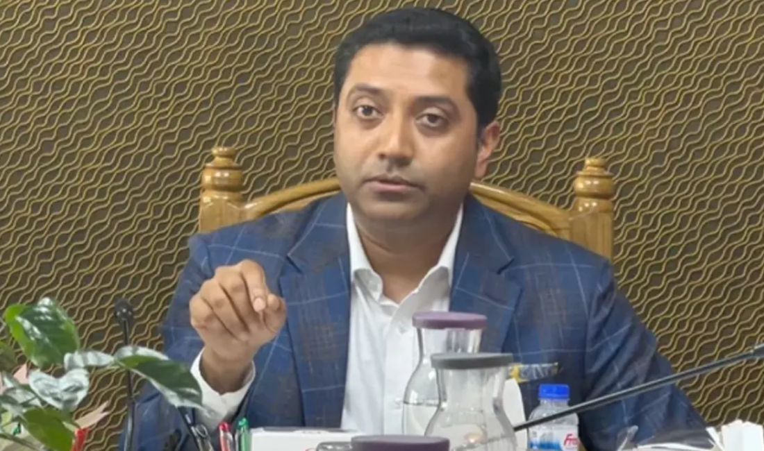 পে-স্কেল অনিশ্চিত রেখে প্রাথমিকের নতুন নীতিমালার ঘোষণা