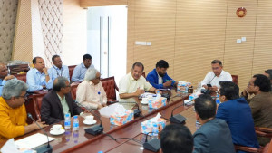 গণমাধ্যমকে তোষামোদ ছাড়ার আহ্বান প্রধানমন্ত্রীর
