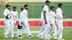 টস হেরে ব্যাটিংয়ে বাংলাদেশ, জিম্বাবুয়ের বিপক্ষে টেস্ট শুরু