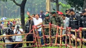 কক্সবাজার সফরে পাতলী খাল পুনঃখনন কাজের উদ্বোধন করলেন প্রধানমন্ত্রী