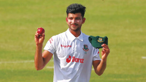 ক্রিকেটার নাঈম হাসানকে মারধরের অভিযোগ, ৩ পুলিশ সদস্য প্রত্যাহার