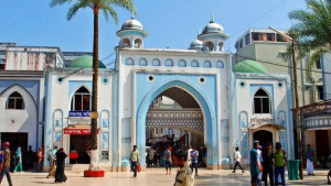 শাহজালাল (রহ.) মাজারের দানবাক্সে চার দিনে জমা ১৭ লাখ টাকার বেশি