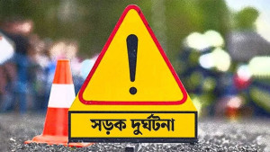 টাঙ্গাইলে বাসচাপায় নিহত ৩