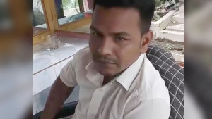 মাদক কারবারিকে ‘চিল্লায়’ পাঠালেন সংসদ সদস্য