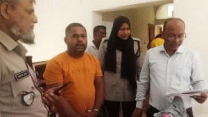 বাবুগঞ্জে ইয়াবাসহ বিএনপি নেতা গ্রেপ্তার