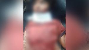 ৭ বছরের শিশুকে গলা কেটে হত্যাচেষ্টা