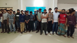 টঙ্গীতে মাদকবিরোধী অভিযানে, গ্রেপ্তার ৫৪