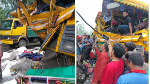 নাটোরে ২ ট্রাকের সংঘর্ষ বৃদ্ধ নিহত, আহত ৩