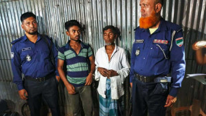অবৈধভাবে তেল মজুদ, বাবা-ছেলে গ্রেপ্তার