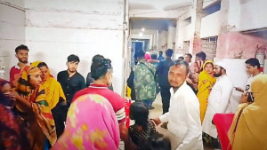 মাদক সেবনে বাধা দেওয়ায় স্ত্রীকে গুলি, স্বামীকে কুপিয়ে জখম