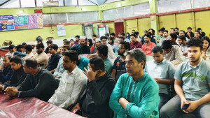 রাবিসাসের উদ্যোগে ছাত্রদল-ছাত্রশিবিরের সম্মিলিত ইফতার