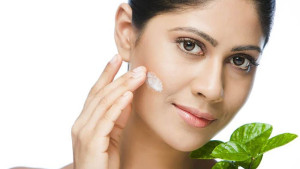 মুখত্বকের যত্নে ৫ উপায়